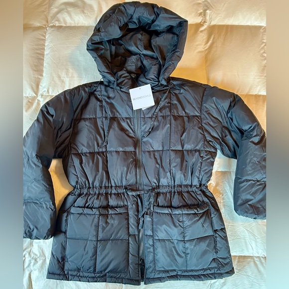 Beyond Yoga Black Puffer Jacket - Picture 5 of 11